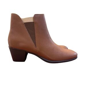 Munro Jackson Bootie in Cuero Leather Brown Size 8.5